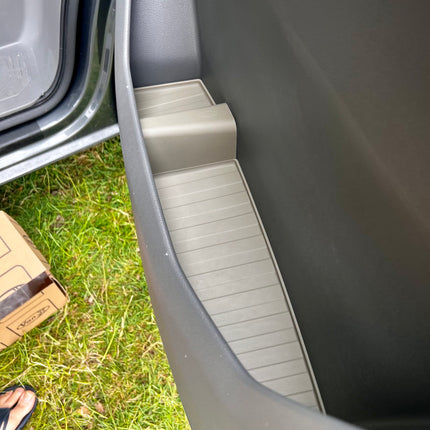 For VW Crafter New Shape Rubber Door Liner Pocket Inserts Grey