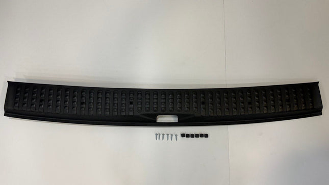 For VW T6 V3 Tailgate Threshold Cover + Side Step