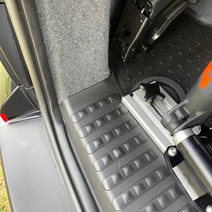 For VW T6.1 V3 Barndoor Threshold Cover + Side Step