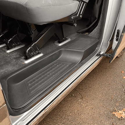 For VW T6.1 V3 Barndoor Threshold Cover + Side Step
