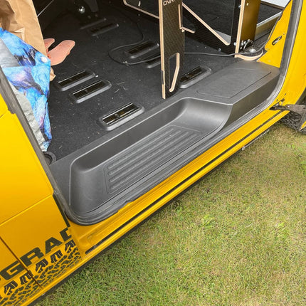 For VW T5, T5.1 V3 Tailgate Threshold Cover + Side Step