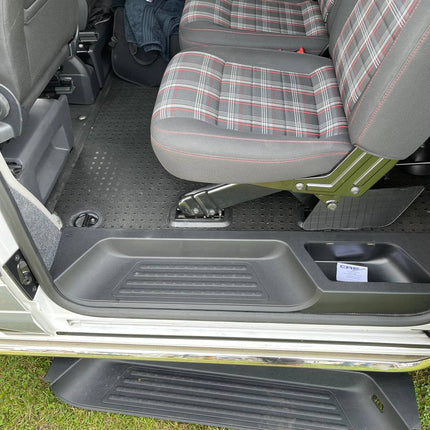 For VW T6 V3 Barndoor Threshold Cover + Side Step